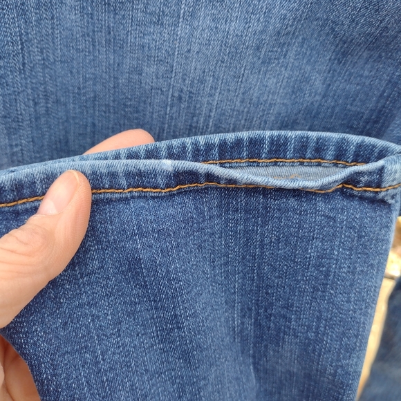 The Platinum faded Jegging size 2 by Chicos - Picture 9 of 10